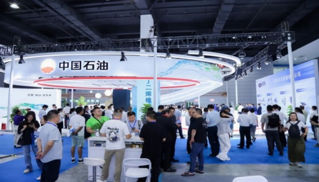 1-250Q3140UO61.jpg